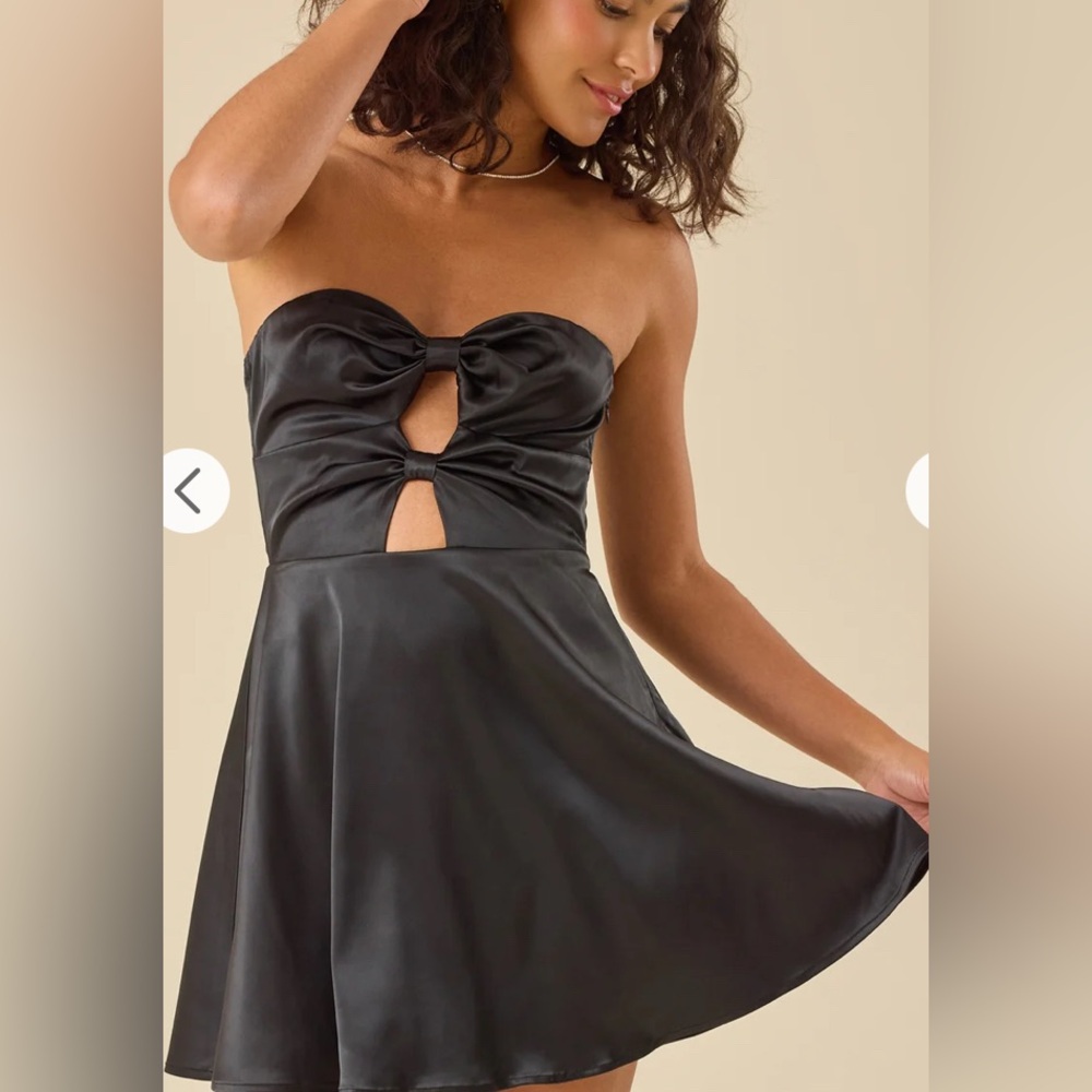 Altar’d state NEW Satin Mini Dress - strapless sexy bow details XXS NWT